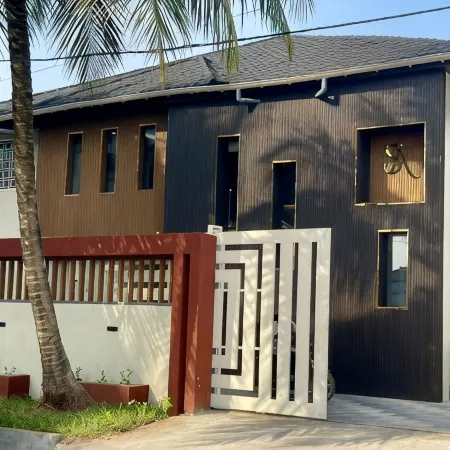 Scarlett Apartments
