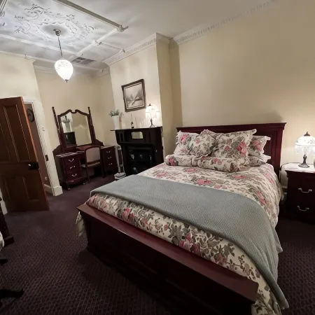 Old Barossa Valley Inn & Bakery-Entire Main HouseWalk to”Gather Round