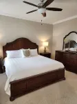 Sweet Caroline Coastal Home Beaufort NC BeauCoast FlexChkIn/Out Poss Master Main - Homestays