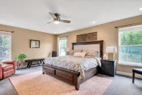 Secluded Mountain House on 12 acres w/ Pond! 20 min to downtown Chattanooga! - 4-Star