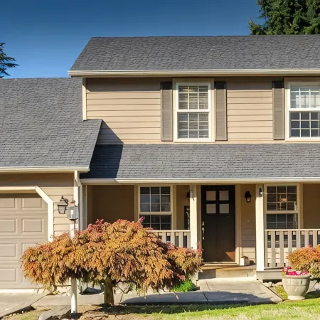 Modern Self check-inLarge Fenced Yard A/C Close to Everything Quiet Neighborhood