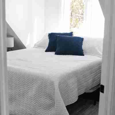 Newly Renovated Waterfront Cabin Rooms