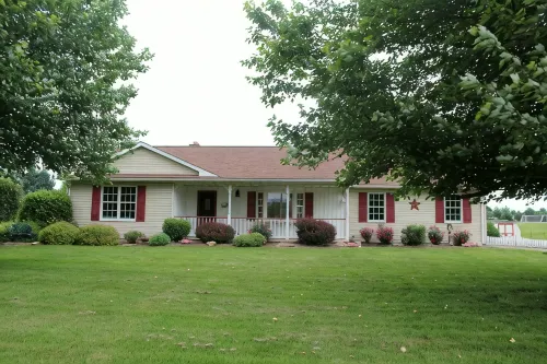 Lovely Home in the heart of Amish country - 4-Star