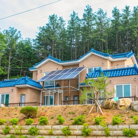 Hwayang Gyegok Domyeongsan Pension