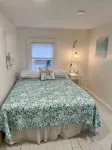3 Bedroom Home Facing Inner harbor with 1st Floor King Bedroom. - 4 estrellas