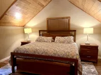 Lakefront Heaven Retreat. Big Lake house with 3 bedrooms and 3 full baths. - Wifi