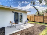 Cypress Inn - Modern home close to Siesta Key - Homestays