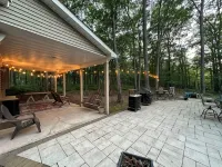 Winter Wonderland Chalet WArcades, Pool Table, Fire Pit, Lake, Pools & Ski Lifts - 샬레 호텔