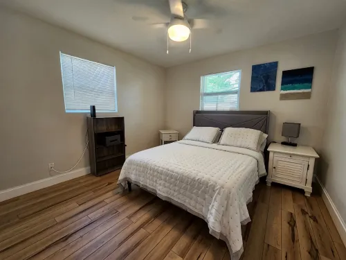 Beautiful Home, Pet Friendly & Close to Beaches! - บังกะโล