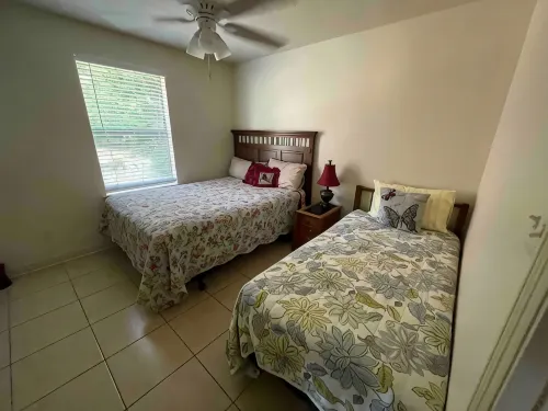 Beststays@Sunrise Ruby a Duplex, Pet Friendly,Work Crews family nurses@‘ - Apartments