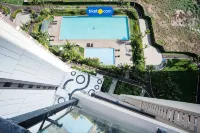 Moritz Inn BSD Tangerang - Pools
