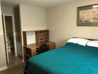 WHITE KNOLL BUNGALOW - 2-Star