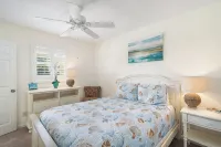 Two Bedroom Boutique Condo 2 Blocks from the Beach and Atlantic Avenue - 2-Sterne