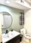 Cozy 1-bedroom condo with WiFi, AC in downtown Clarksville - balcony