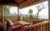 Mina Tanjung Hotel - pantai