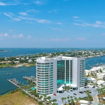 NEW LISTING/BEST GETAWAY/UPDATED 3-BEDROOM 3-BATH @ THE  BELLA LUNA/BOAT DOCKS