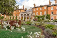 Oatlands Park Hotel - bar