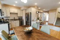 The Inn at Newton Highlands, Suite 2, Apartment-Hotel - Apartments