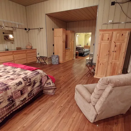 Sunrise Lodge at Mt. Waiontha: An Outdoor Experience