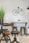 Cozy Industrial 2-KING Bdrm S. Main Street Downtown Condo w/ Foosball Table - Condos