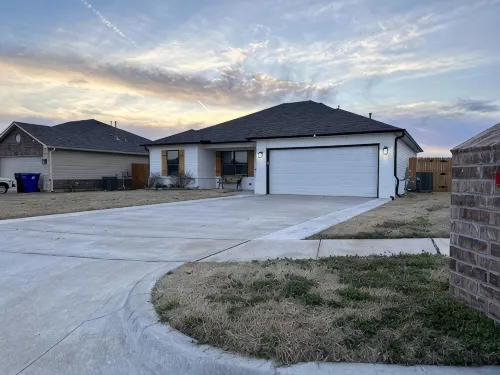Welcome to Innovators Home Broken Arrow with Large Driveway - 3つ星