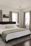 Fire Pit, Game Room, 15 Min to Hershey with King Bed, Entire House - Boutique