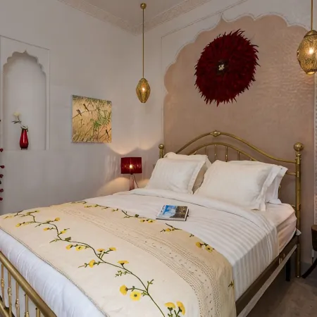 Riad Lumière