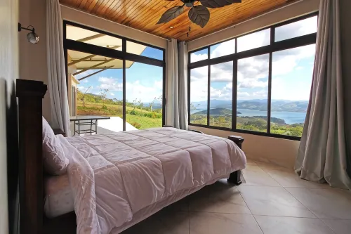 New Modern Home with Best view of Arenal Volcano and Lake Arenal - Wifi