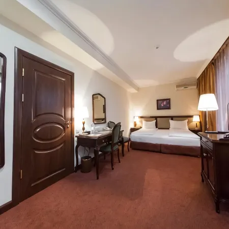 Ar Nuvo Hotel