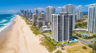 Golden Sands on the Beach - Absolute Beachfront Apartments Hoteles cerca de Sea World
