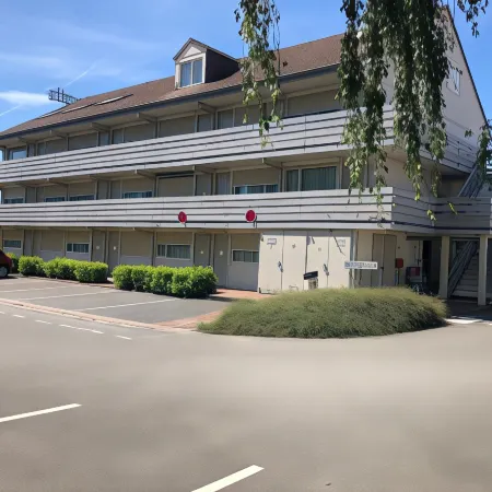 Campanile Montargis - Amilly