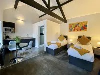 Crows Hotel Hotels in Lancaster District