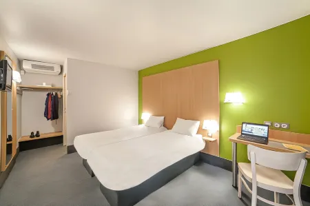 B&B HOTEL Herblay Отели в г. Монтиньи-ле-Кормей