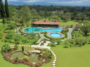 Sinabung Hills Resort