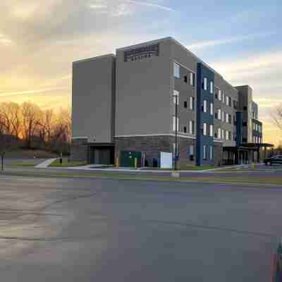 Staybridge Suites Cincinnati East - Milford Hotel Exterior