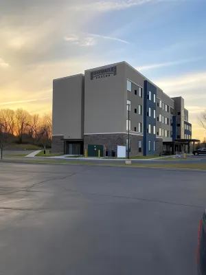 Staybridge Suites Cincinnati East - Milford Hotels near Traci's Sports Lounge