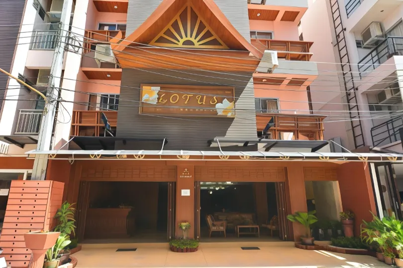 Lotus Hotel Patong