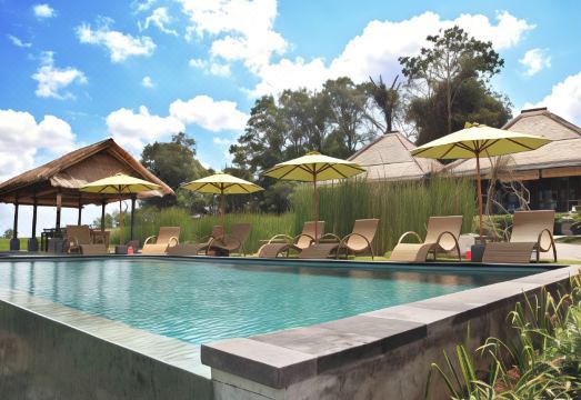 푸리 타만 사리