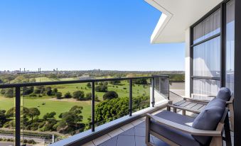 Meriton Suites Waterloo