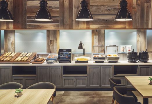 홀리데이 인 익스프레스 조식 뷔페