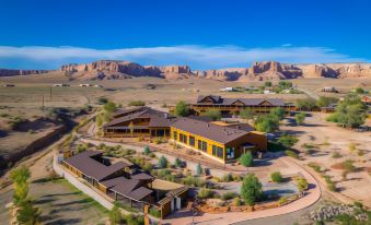 Desert Rose Resort & Cabins