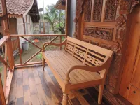 Singgasana Villas & Resto Hotel di Kertek