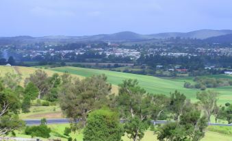 Bega Downs Motor Inn