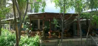 Aple Homestay