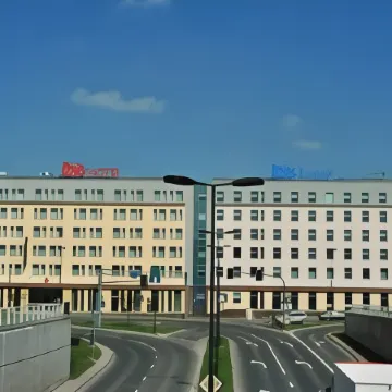 Ibis Budget Krakow Stare Miasto Отели рядом с достопримечательностью «Тчизыны»