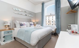 Beachside Guest House - Housity