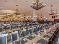 Kremlin Palace Hotels near Kadriye Beach