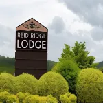 Reid Ridge Lodge Hotels in Mineral Bluff