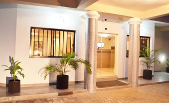 Samsy Hotel and Suites Benin City