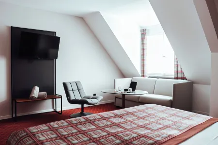 Hotel les Jardins de Deauville Отели в г. Рё